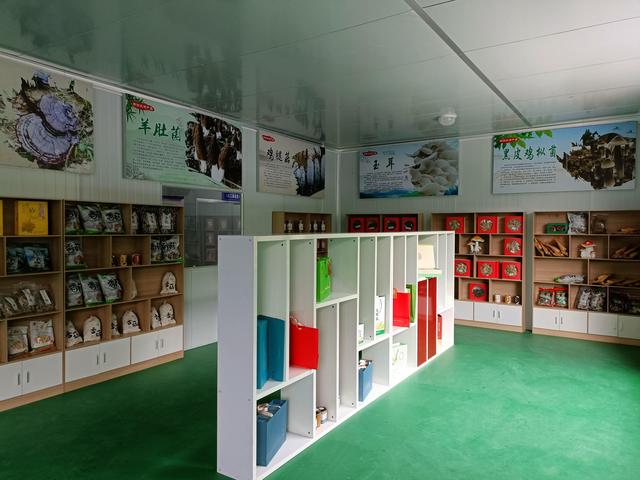 1651279598700117.jpeg 08-36-25-33-283825.jpeg